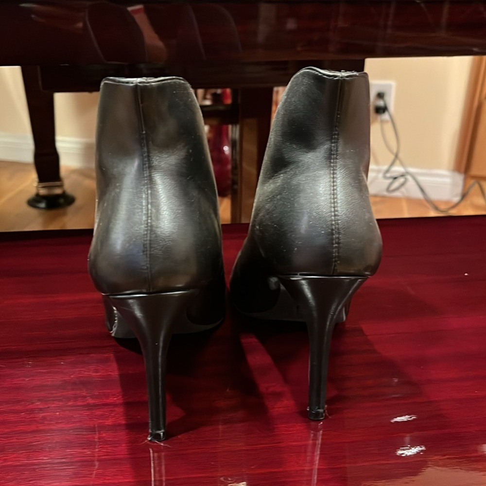 Woman’s tuxedo heels - Picture 3 of 7